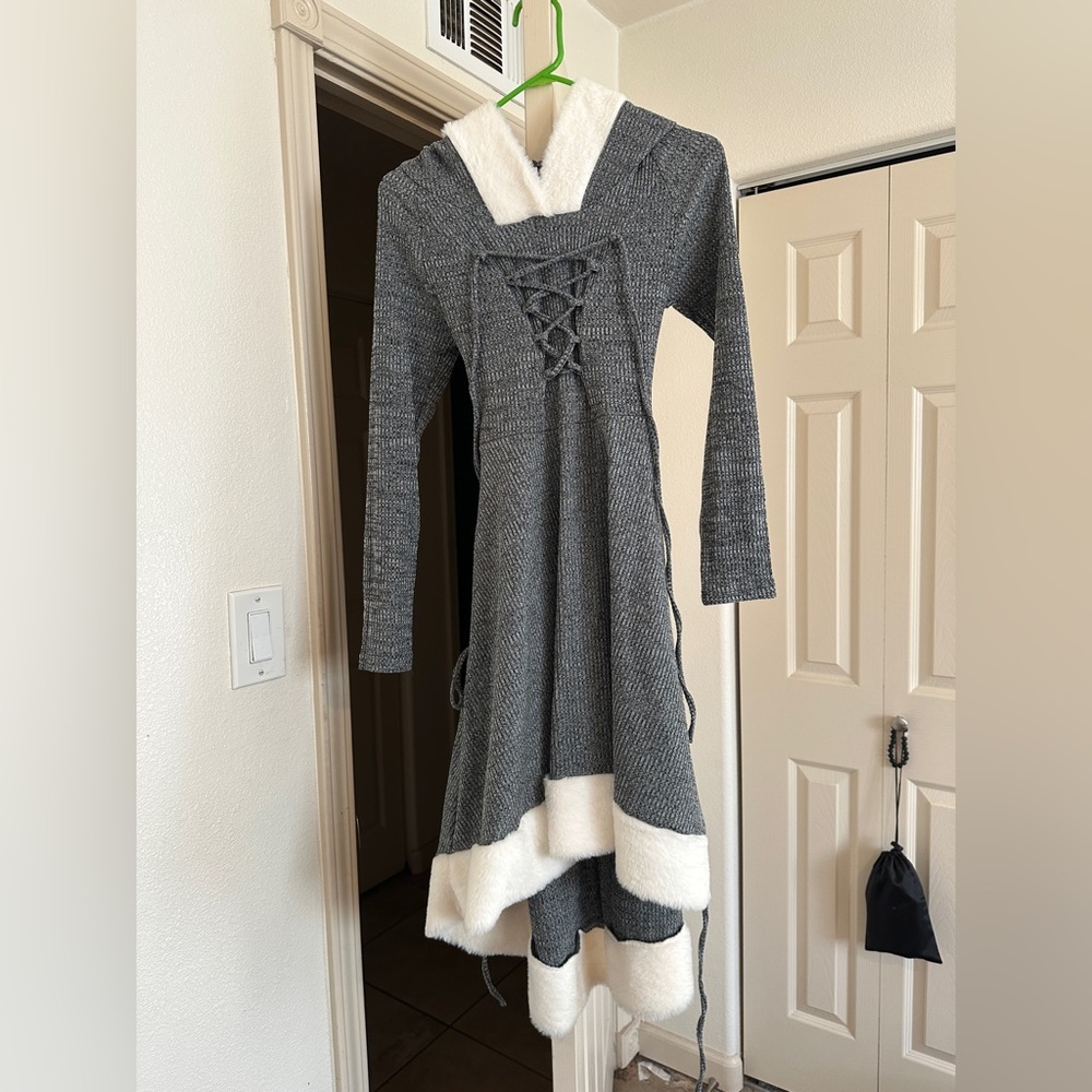 Knitted long sleeve dress